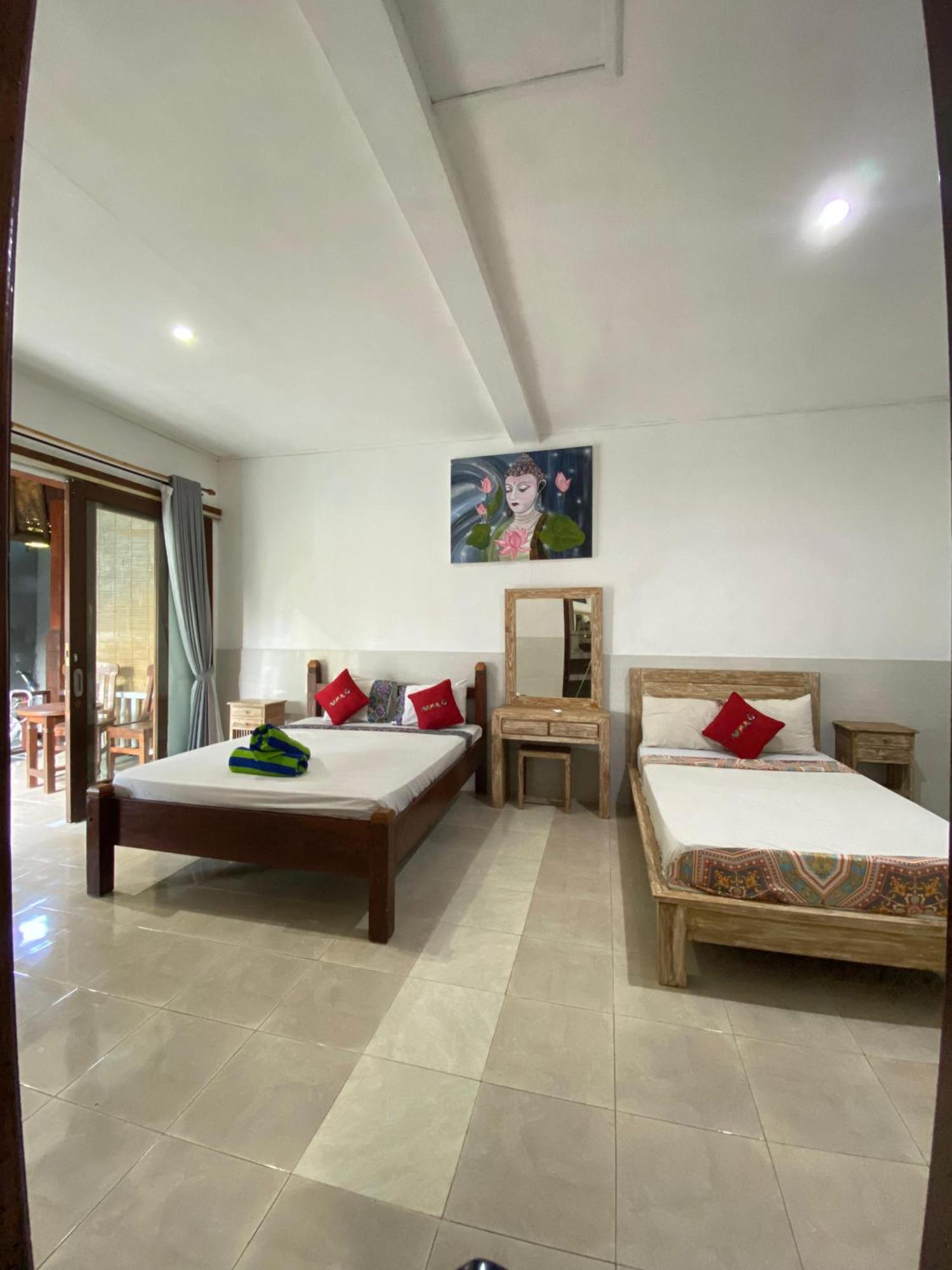 COCONUT BEACH BUNGALOWS&WARUNG Exst Teman-Teman 2 garden view Amed Exterior foto