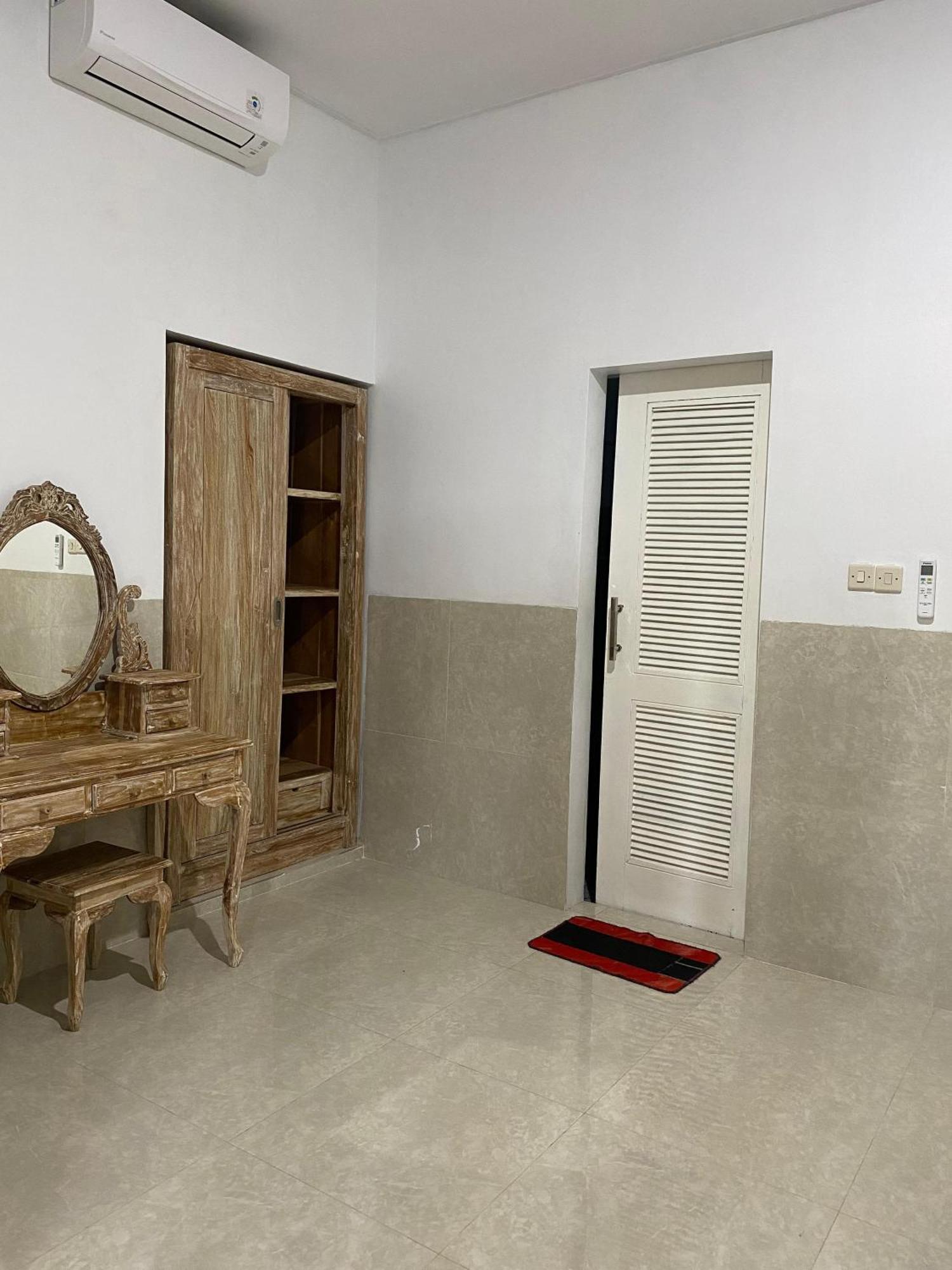 COCONUT BEACH BUNGALOWS&WARUNG Exst Teman-Teman 2 garden view Amed Exterior foto