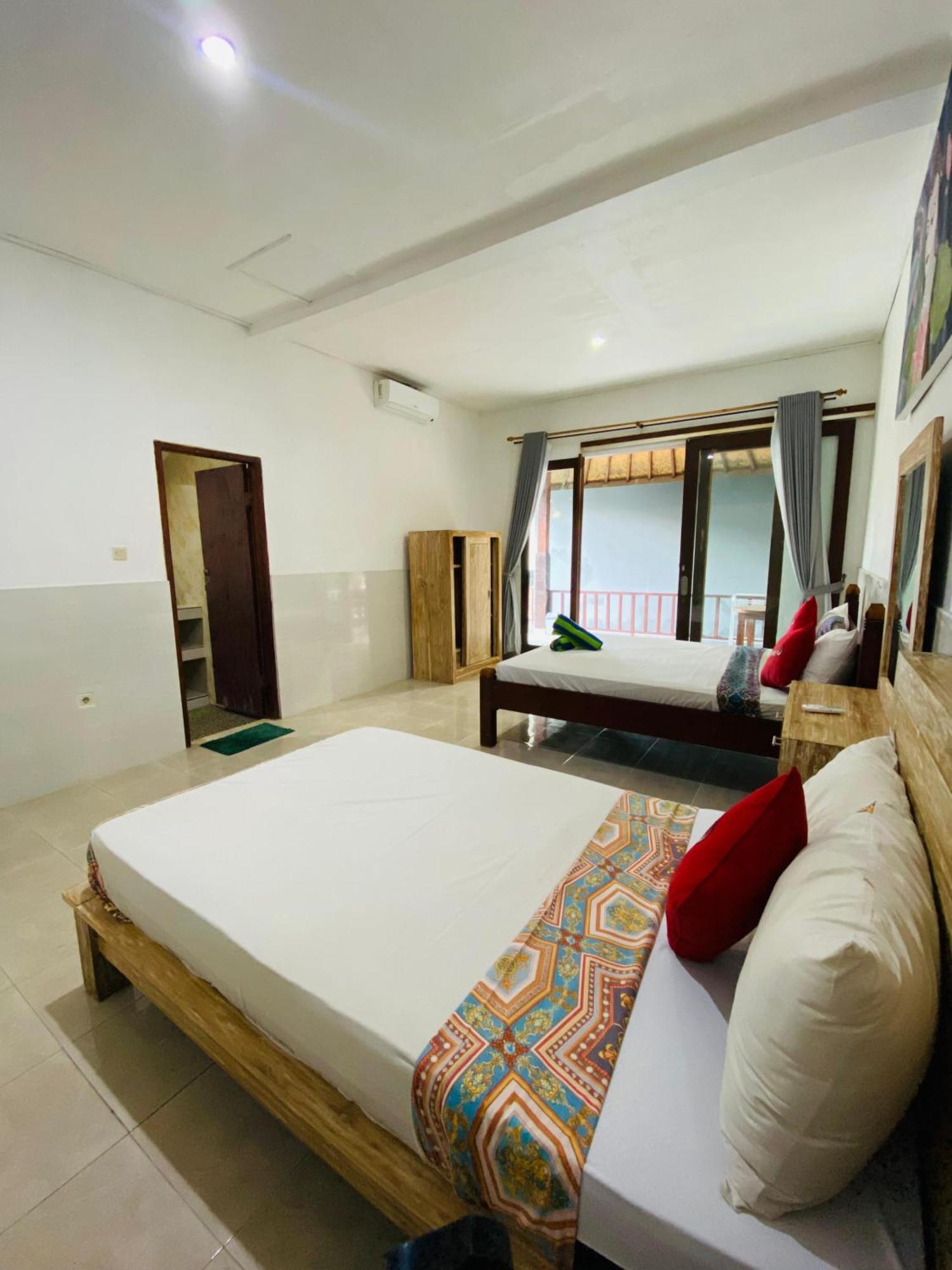 COCONUT BEACH BUNGALOWS&WARUNG Exst Teman-Teman 2 garden view Amed Exterior foto